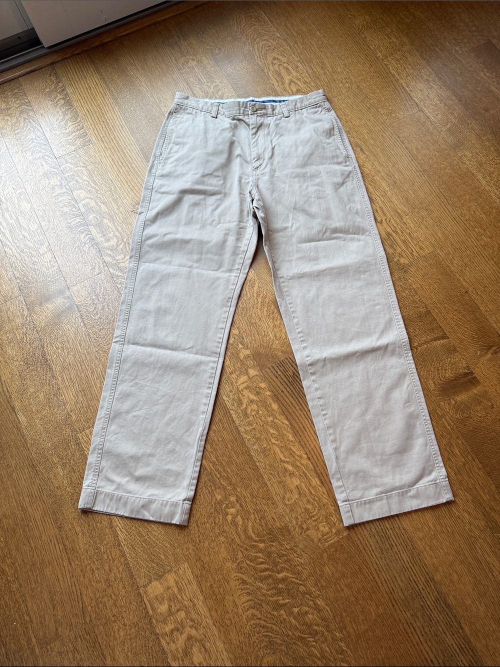 L.L. Bean Men's Straight-Leg Chinos Khaki/Tan
